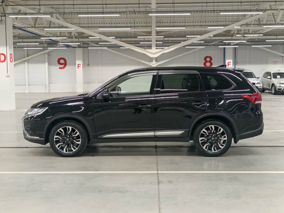 Mitsubishi Outlander б/у, 2021, Вариатор. Фото: #7