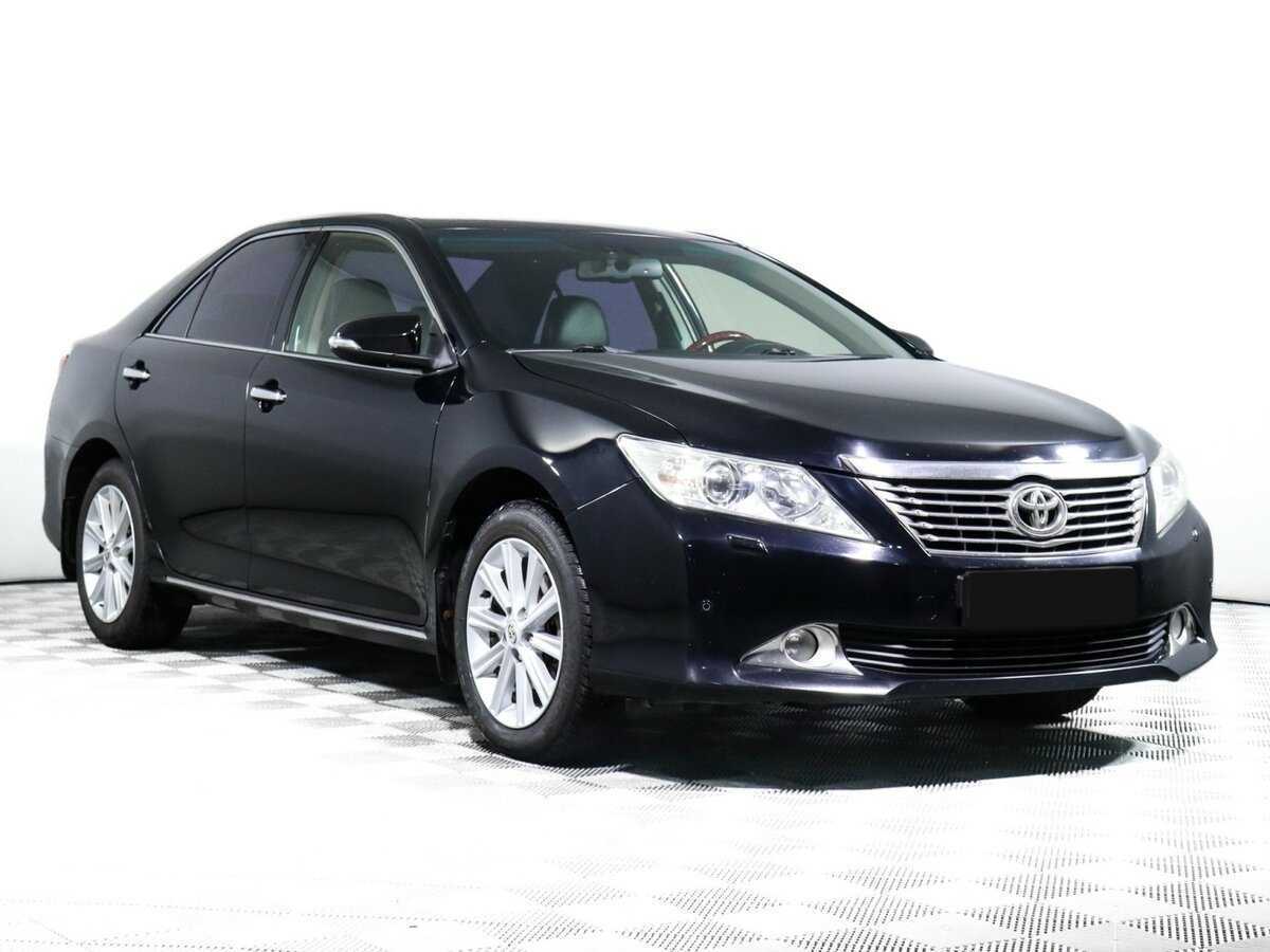 Toyota Camry б/у, 2012, Автоматическая. Фото: #2