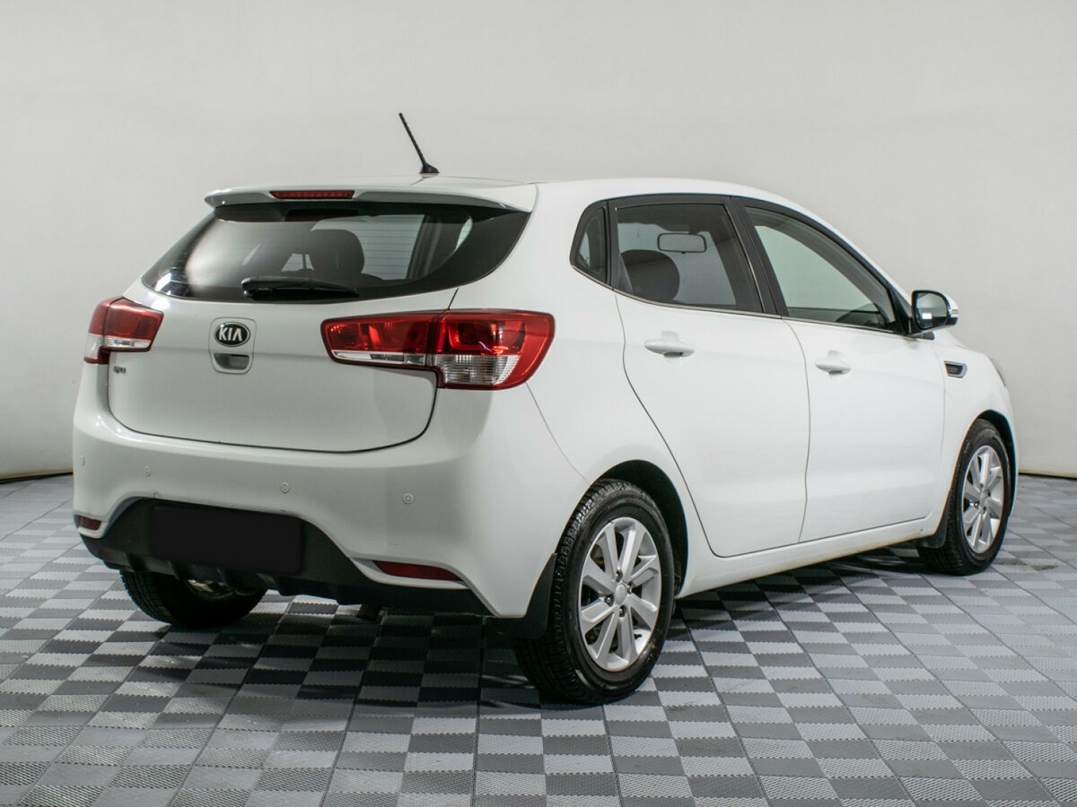 Kia Rio б/у, 2016, Автоматическая. Фото: #4