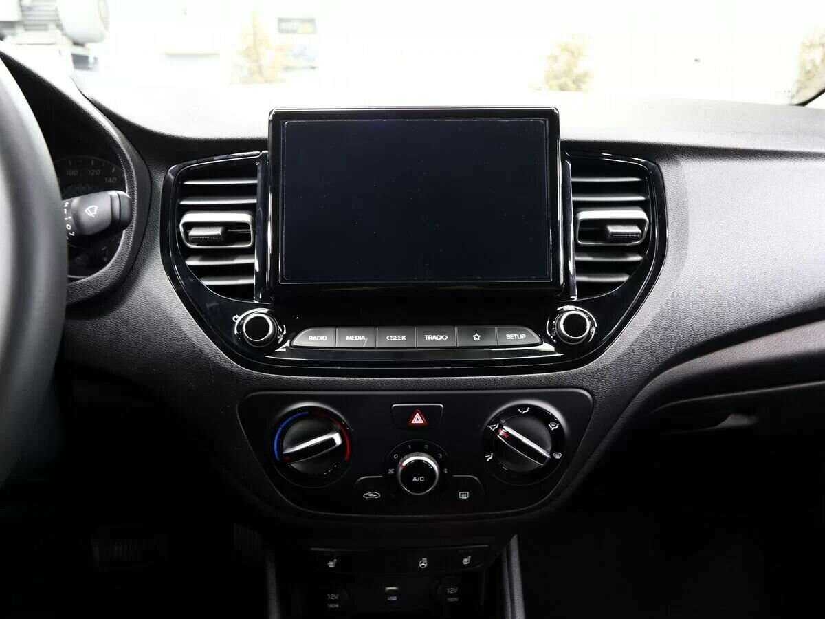 Hyundai Solaris б/у, 2021, Автоматическая. Фото: #18