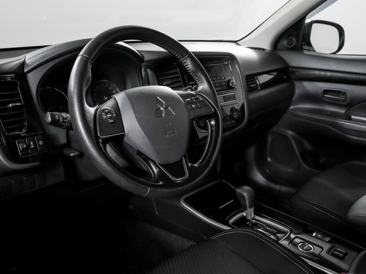 Mitsubishi Outlander б/у, 2019, Вариатор. Фото: #12