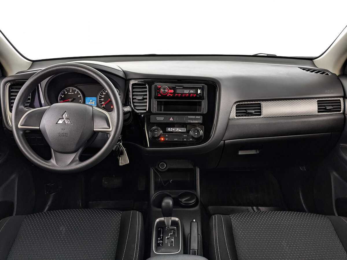 Mitsubishi Outlander б/у, 2015, Вариатор. Фото: #9