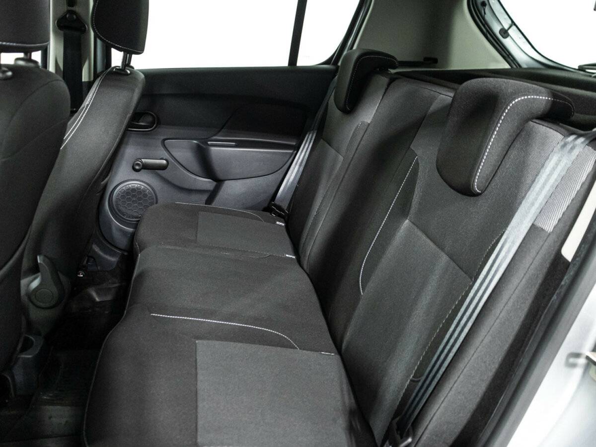 Renault Sandero б/у, 2022, Механическая. Фото: #9