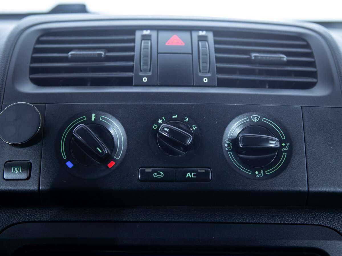 Skoda Fabia б/у, 2013, Механическая. Фото: #15