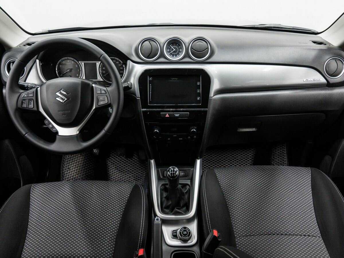 Suzuki Vitara б/у, 2015, Механическая. Фото: #10