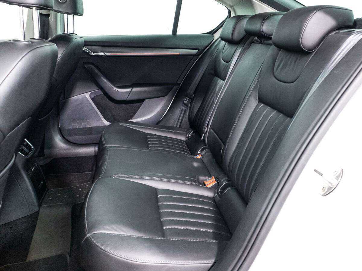 Skoda Octavia б/у, 2019, Роботизированная. Фото: #9