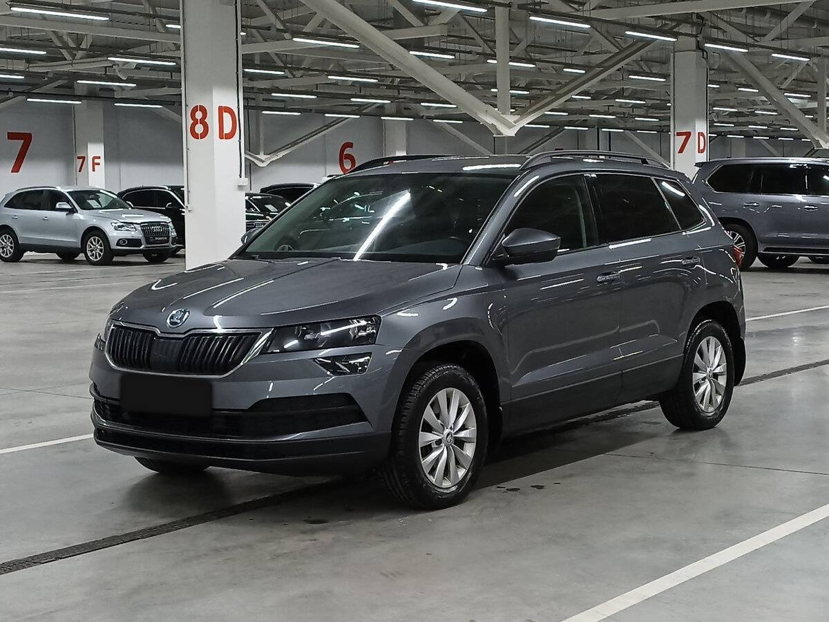 Skoda Karoq б/у, 2021, Роботизированная. Посмотреть фото
