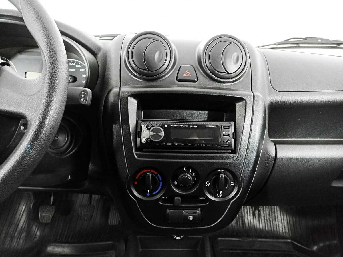 Lada (ВАЗ) Granta б/у, 2018, Механическая. Фото: #12