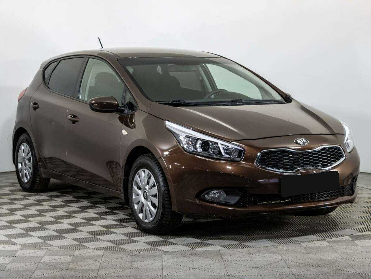 Kia Ceed б/у, 2015, Механическая. Фото: #2