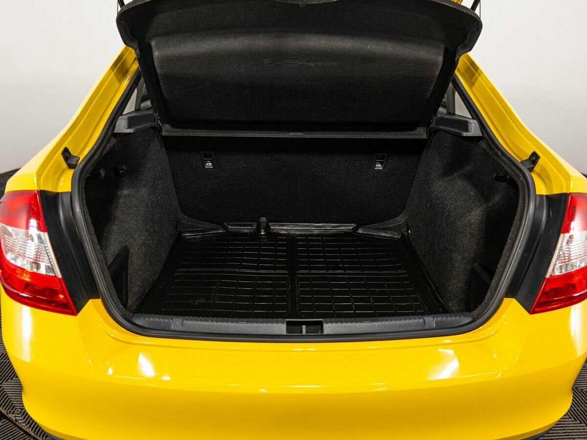 Skoda Rapid б/у, 2017, Механическая. Фото: #21