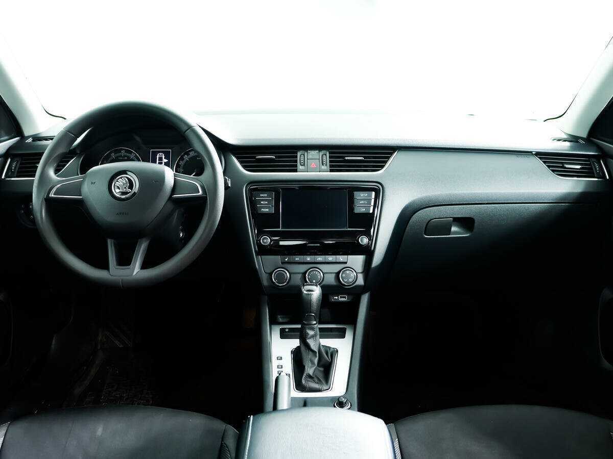 Skoda Octavia б/у, 2018, Автоматическая. Фото: #10