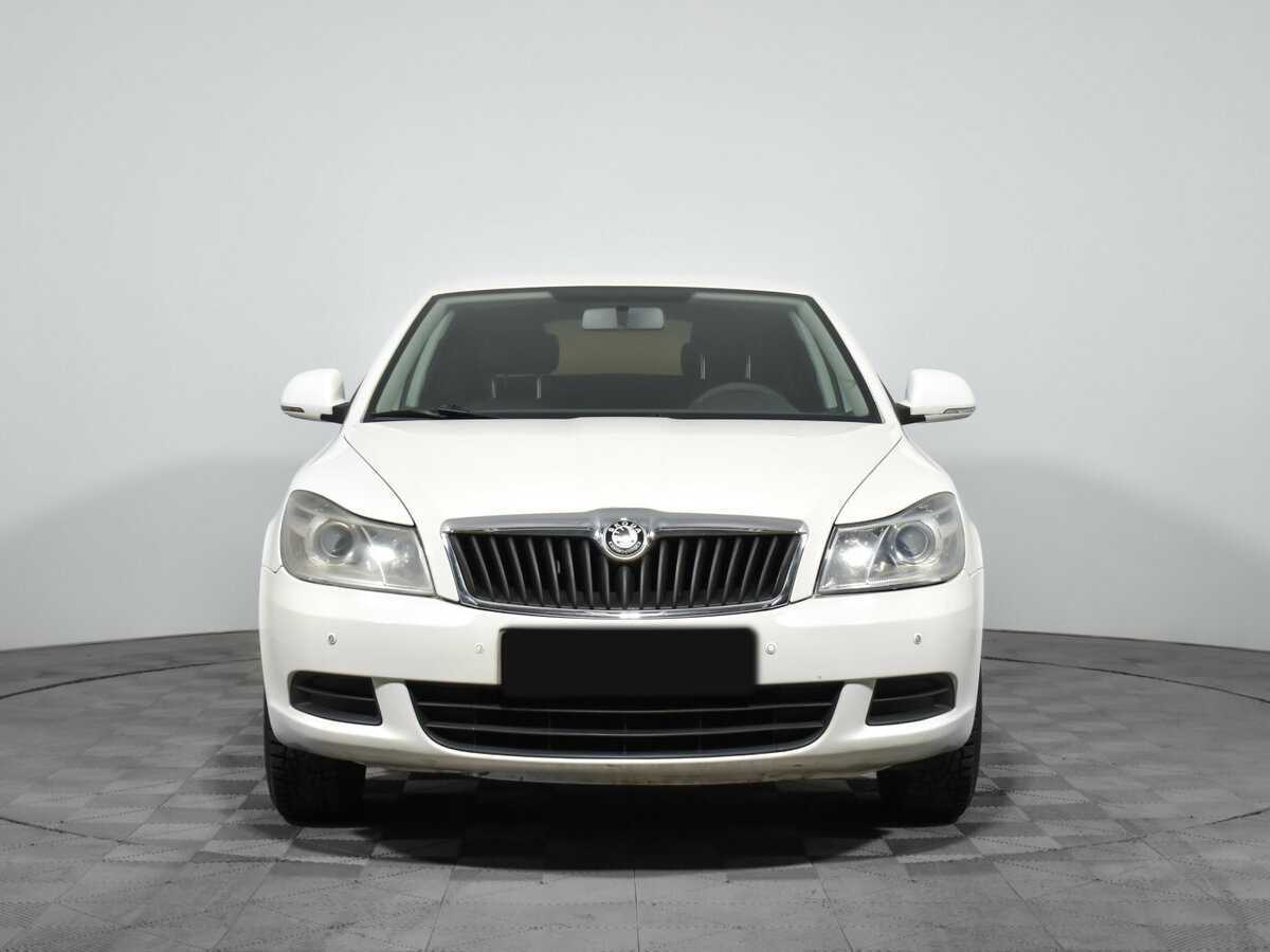 Skoda Octavia б/у, 2012, Механическая. Фото: #1