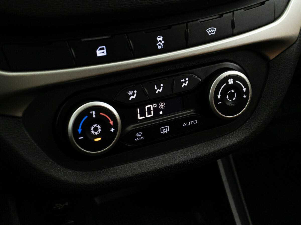 Lada (ВАЗ) Vesta б/у, 2019, Механическая. Фото: #13