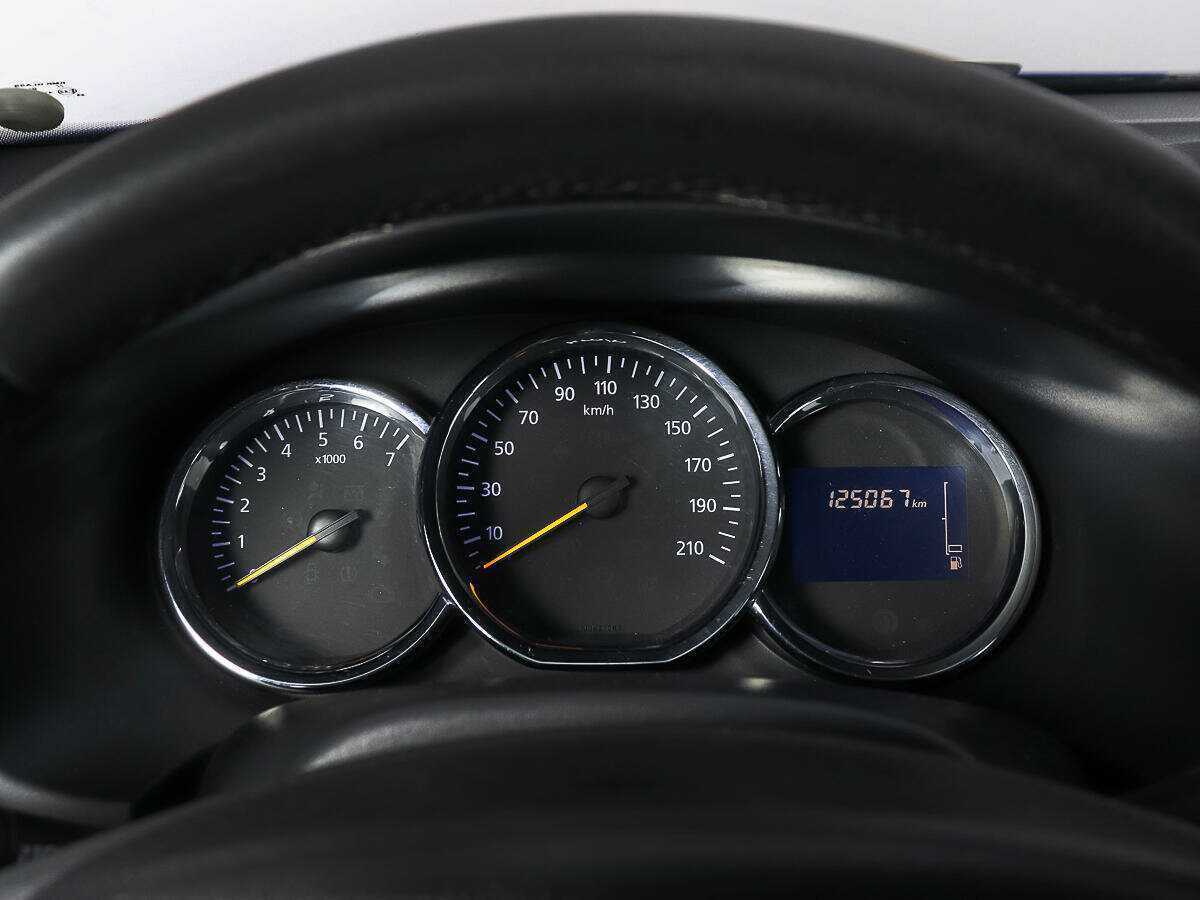 Renault Sandero б/у, 2016, Механическая. Фото: #9