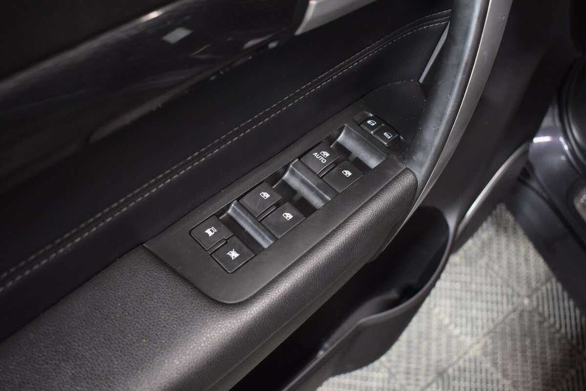 Chevrolet Captiva б/у, 2014, Механическая. Фото: #14