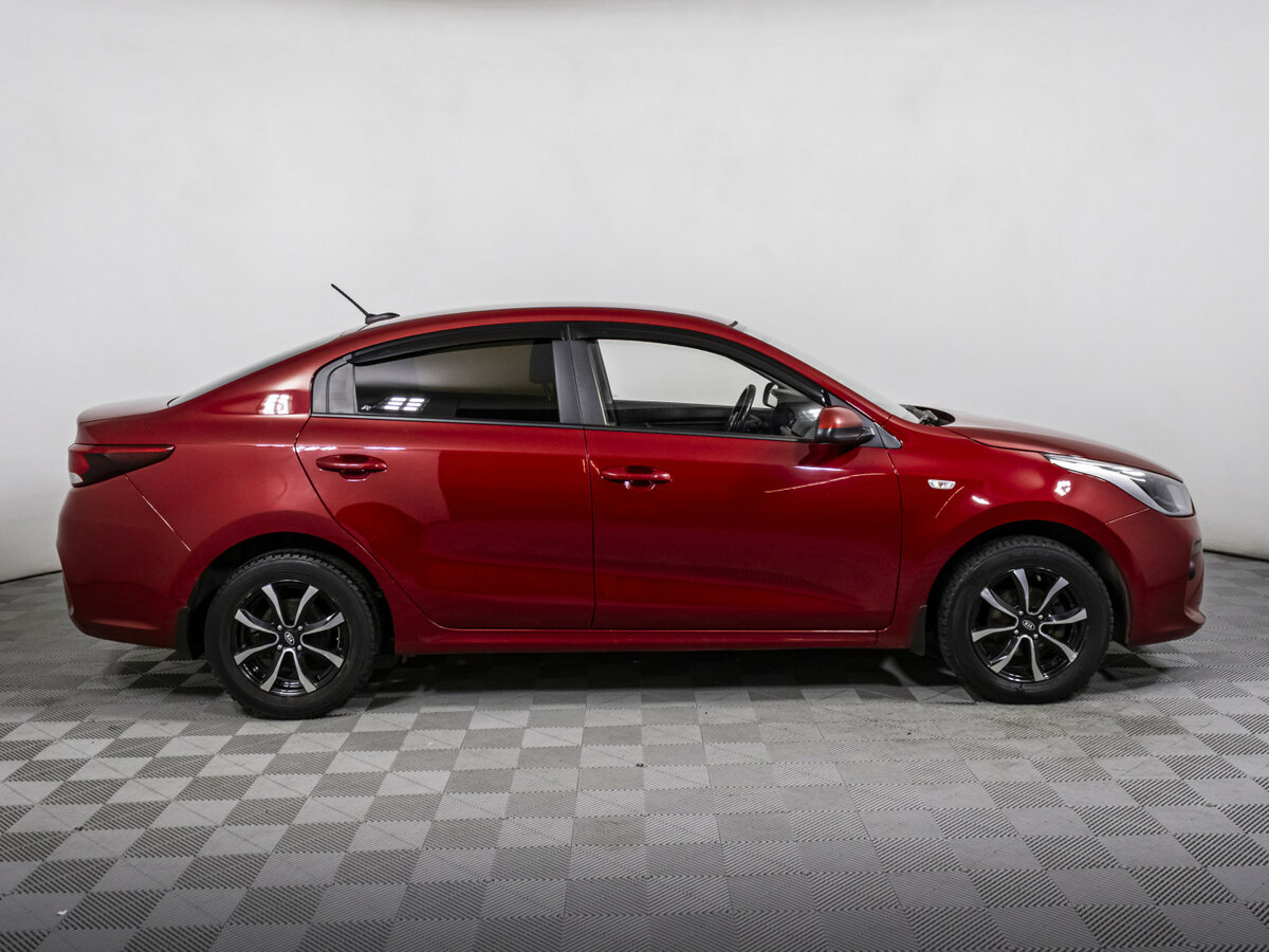 Kia Rio б/у, 2018, Автоматическая. Фото: #3