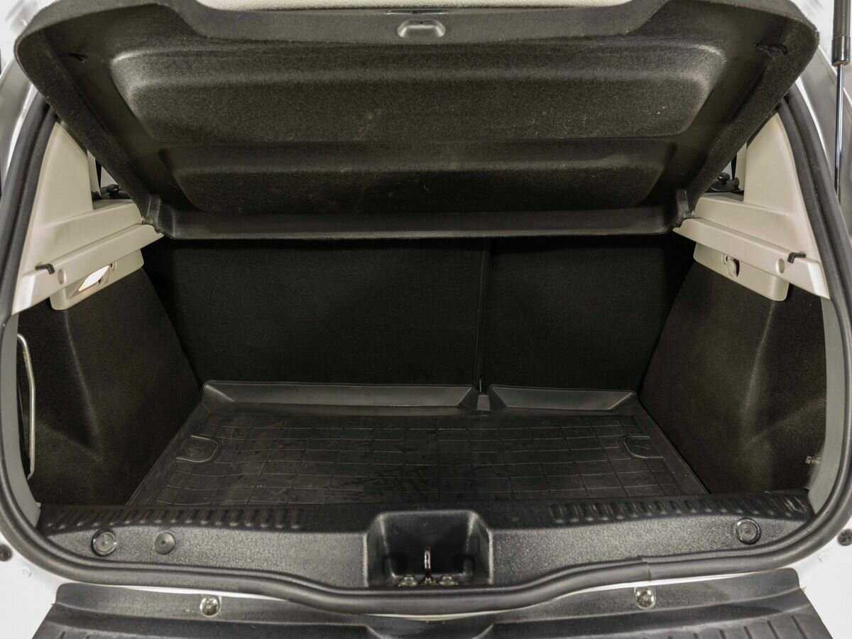 Renault Sandero б/у, 2020, Механическая. Фото: #20