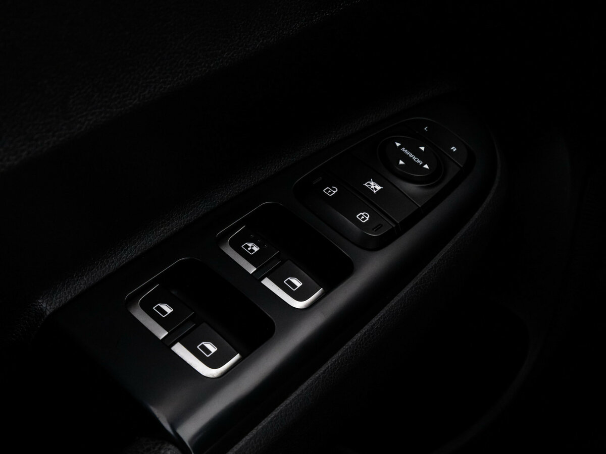 Kia Rio б/у, 2020, Автоматическая. Фото: #15