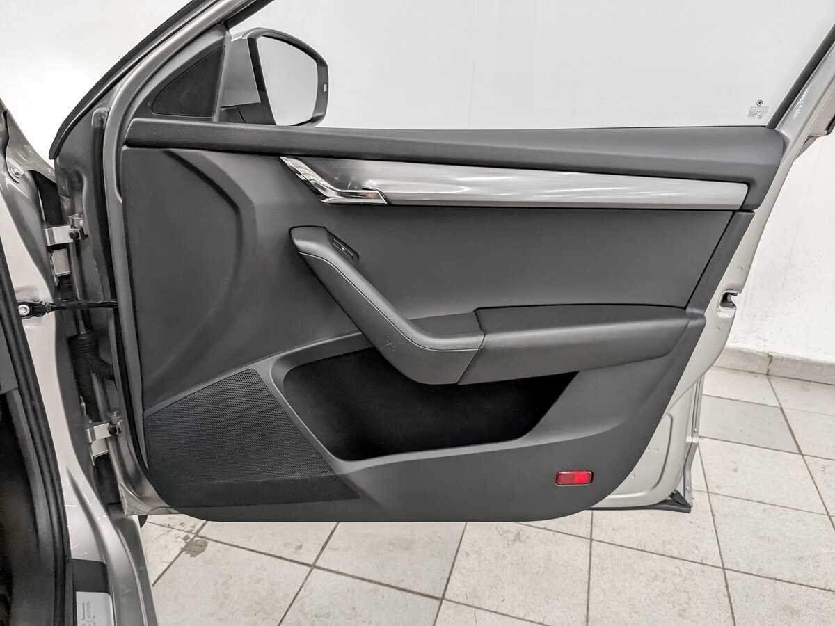 Skoda Octavia б/у, 2020, Автоматическая. Фото: #19