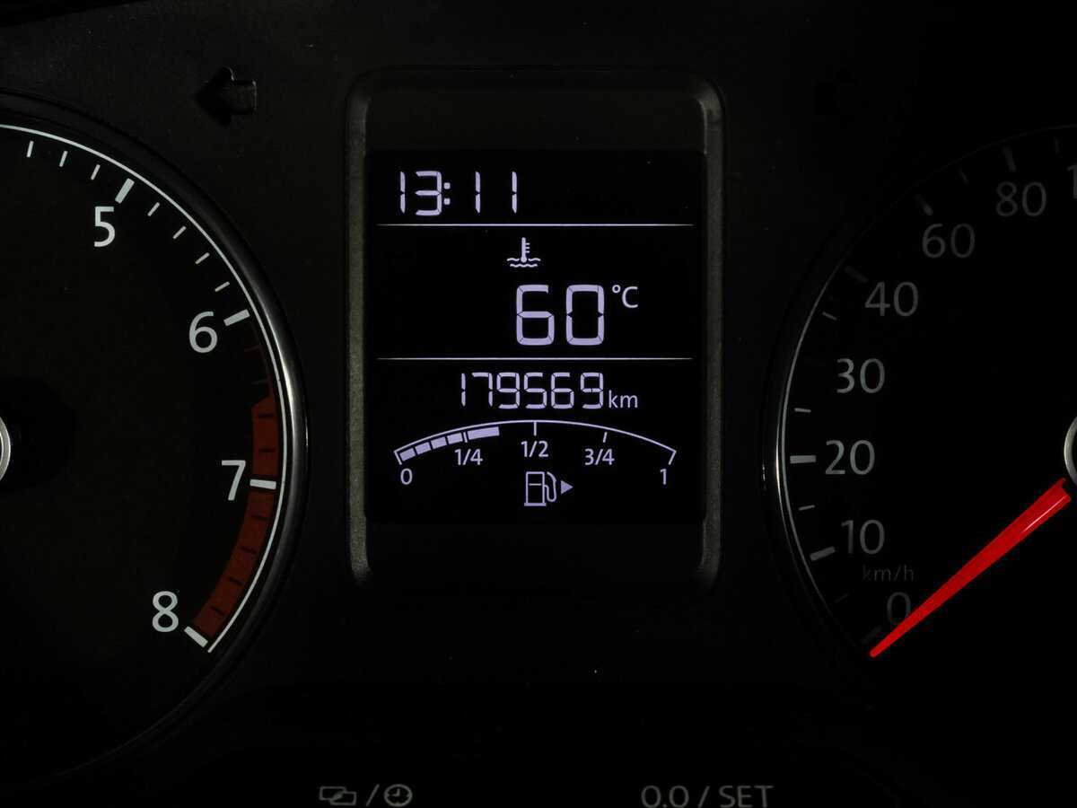 Volkswagen Polo б/у, 2018, Механическая. Фото: #12