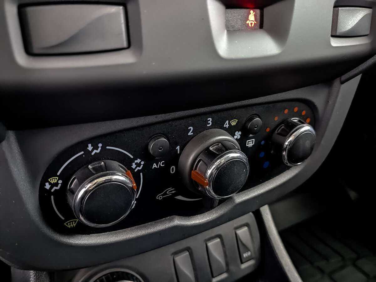 Renault Duster б/у, 2020, Механическая. Фото: #19