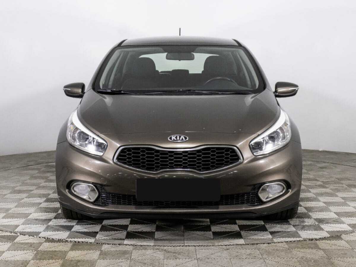 Kia Ceed б/у, 2014, Автоматическая. Фото: #1