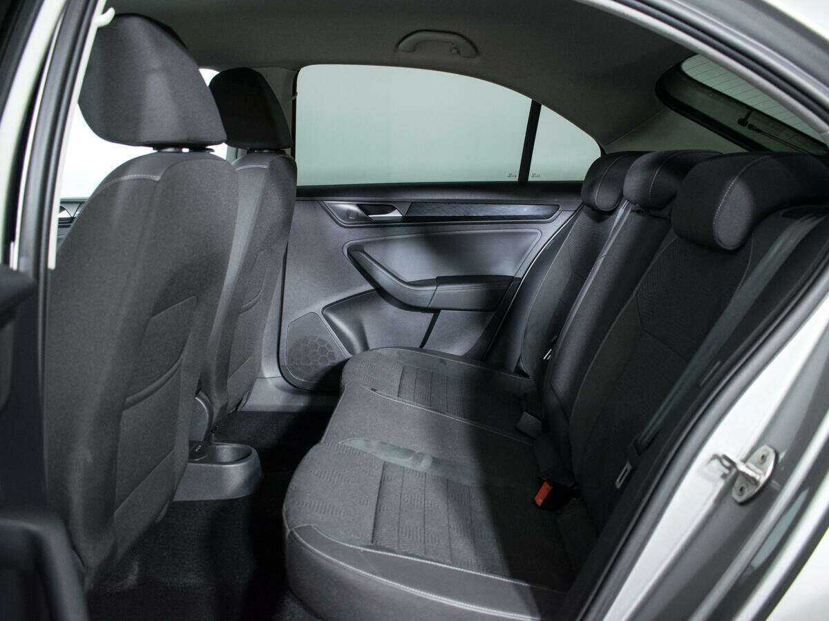 Volkswagen Polo б/у, 2020, Роботизированная. Фото: #9