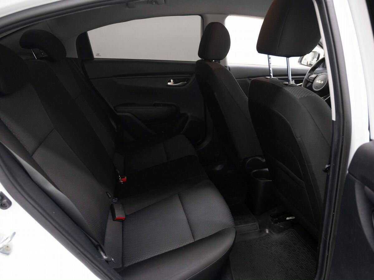 Kia Rio б/у, 2022, Механическая. Фото: #15