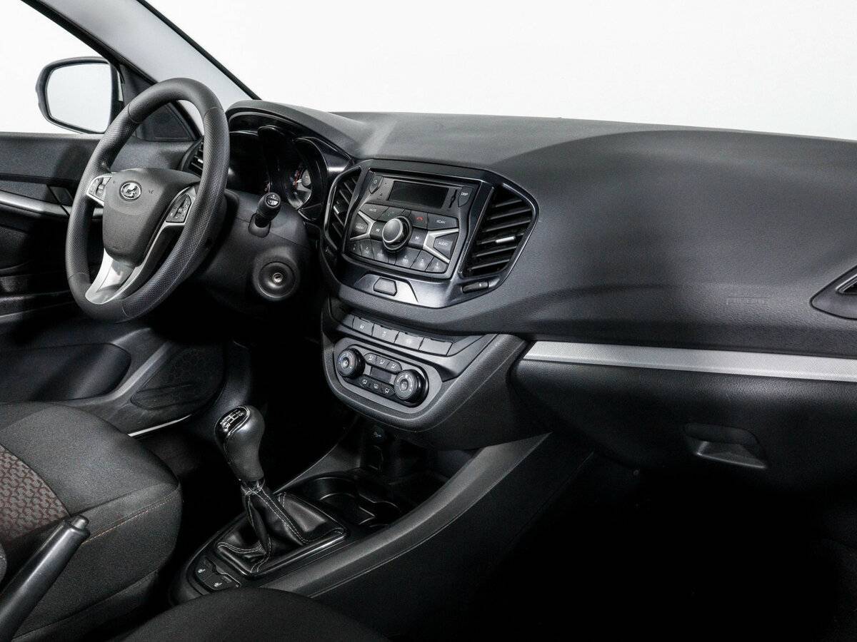 Lada (ВАЗ) Vesta б/у, 2018, Механическая. Фото: #5