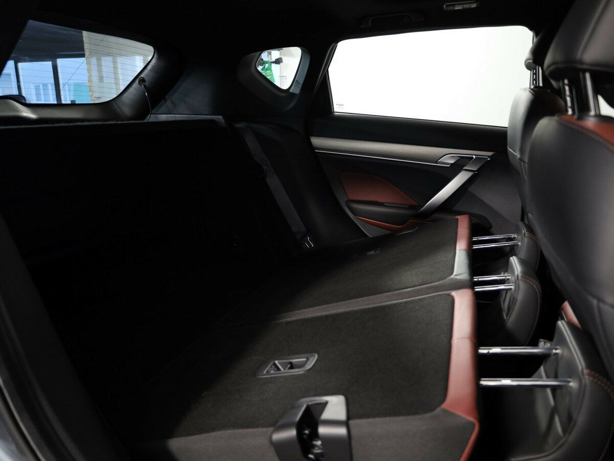 Geely Coolray б/у, 2022, Роботизированная. Фото: #15