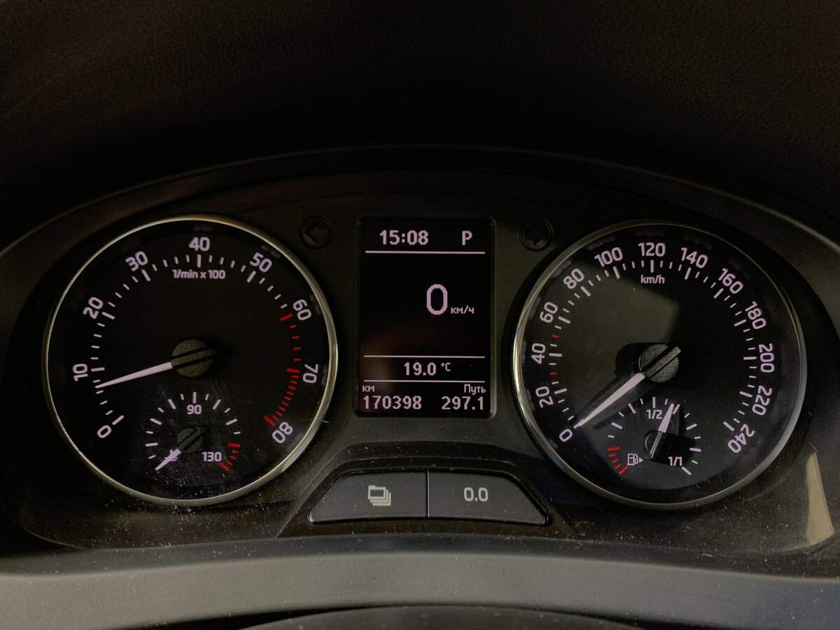 Skoda Rapid б/у, 2015, Роботизированная. Фото: #13