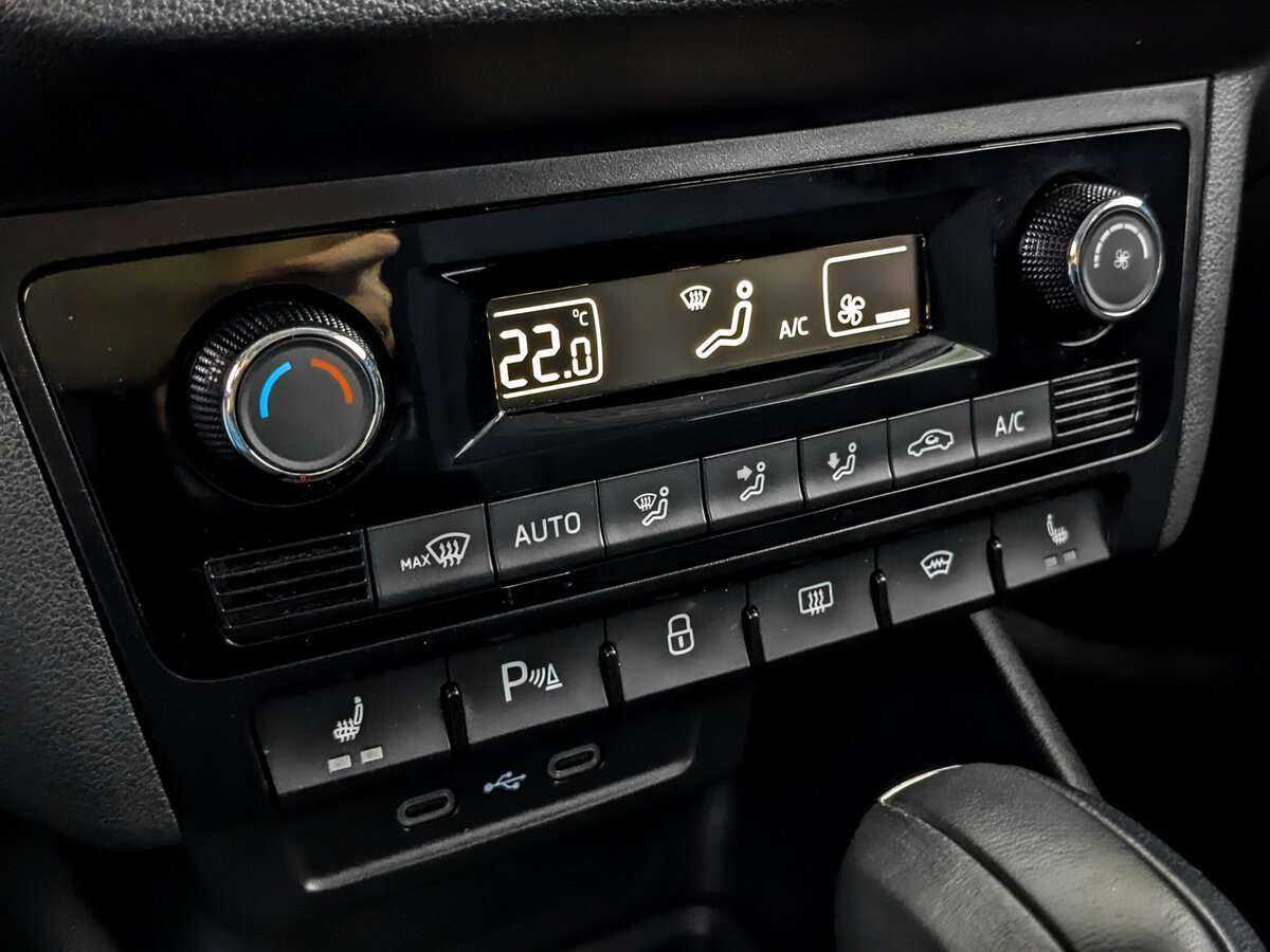 Volkswagen Polo б/у, 2021, Автоматическая. Фото: #20