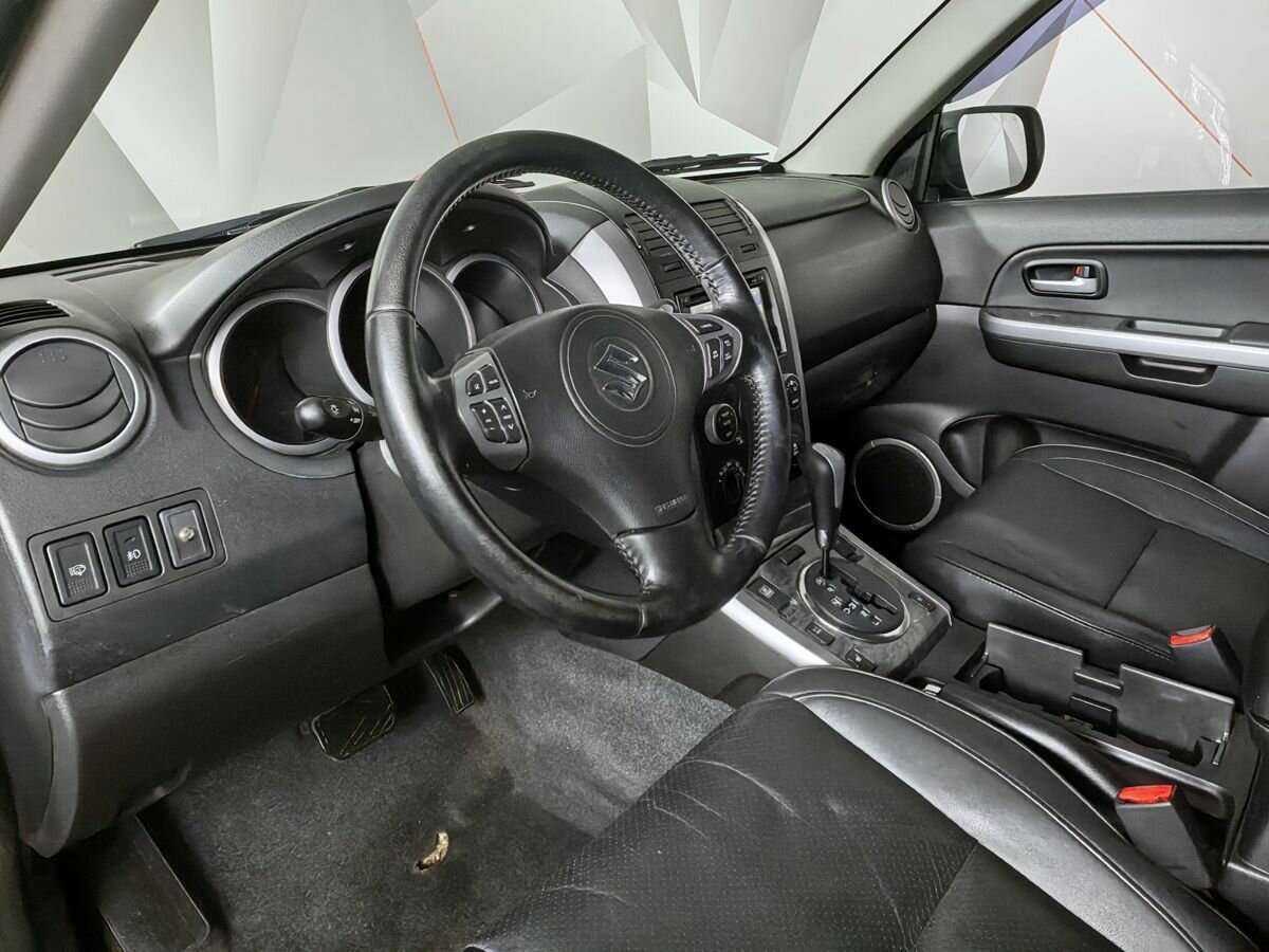 Suzuki Grand Vitara б/у, 2014, Автоматическая. Фото: #12