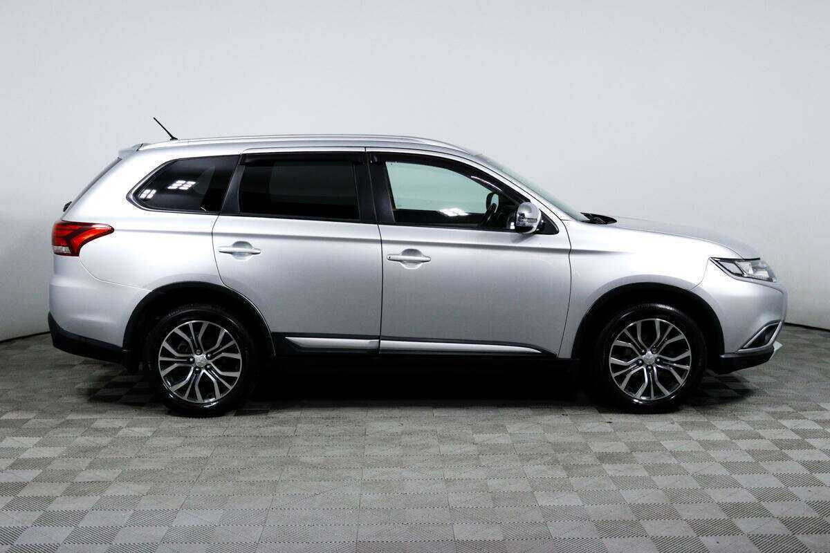Mitsubishi Outlander б/у, 2015, Вариатор. Фото: #3