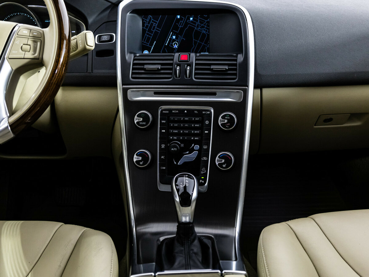 Volvo XC60 б/у, 2014, Автоматическая. Фото: #9