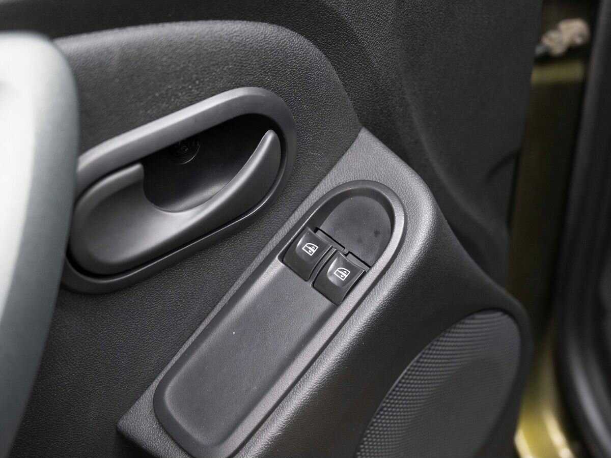 Renault Duster б/у, 2019, Механическая. Фото: #14