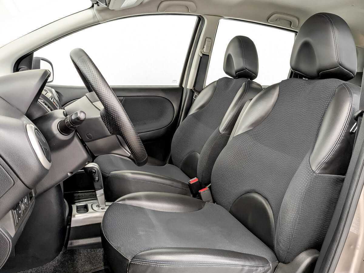 Nissan Note б/у, 2013, Автоматическая. Фото: #19