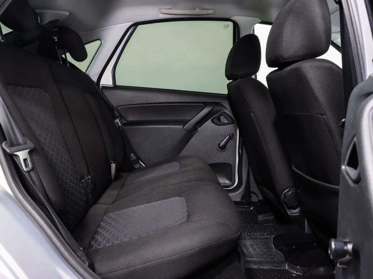 Lada (ВАЗ) Granta б/у, 2020, Механическая. Фото: #11