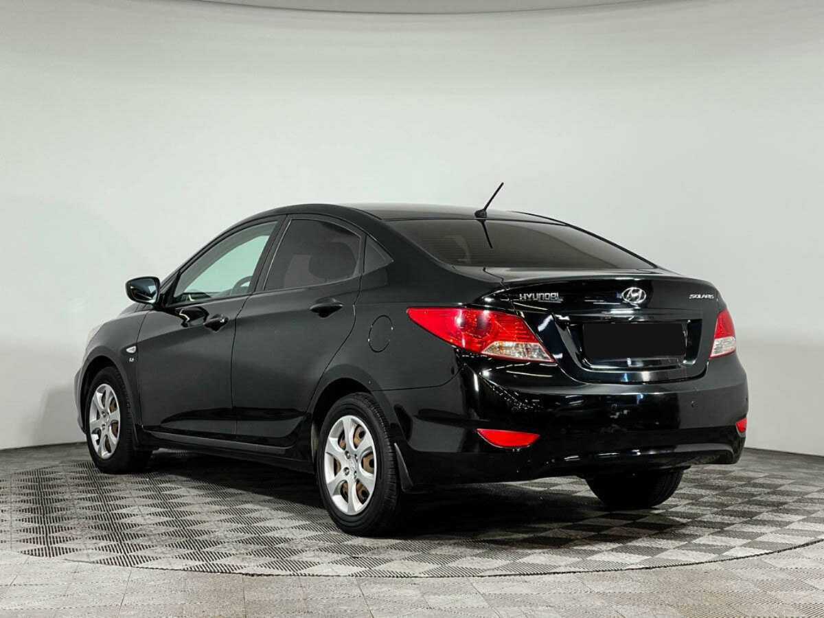 Hyundai Solaris б/у, 2012, Механическая. Фото: #6