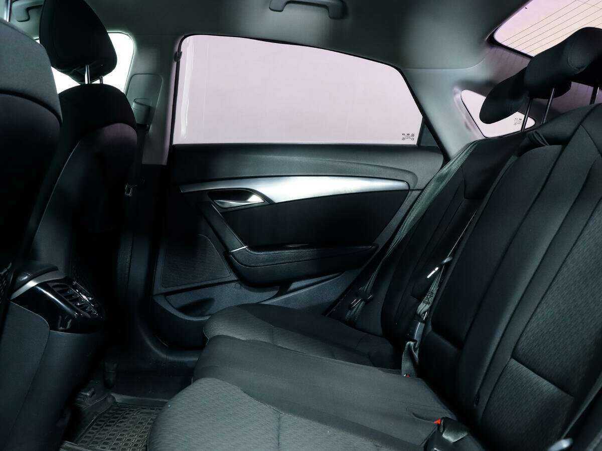 Hyundai i40 б/у, 2013, Автоматическая. Фото: #10