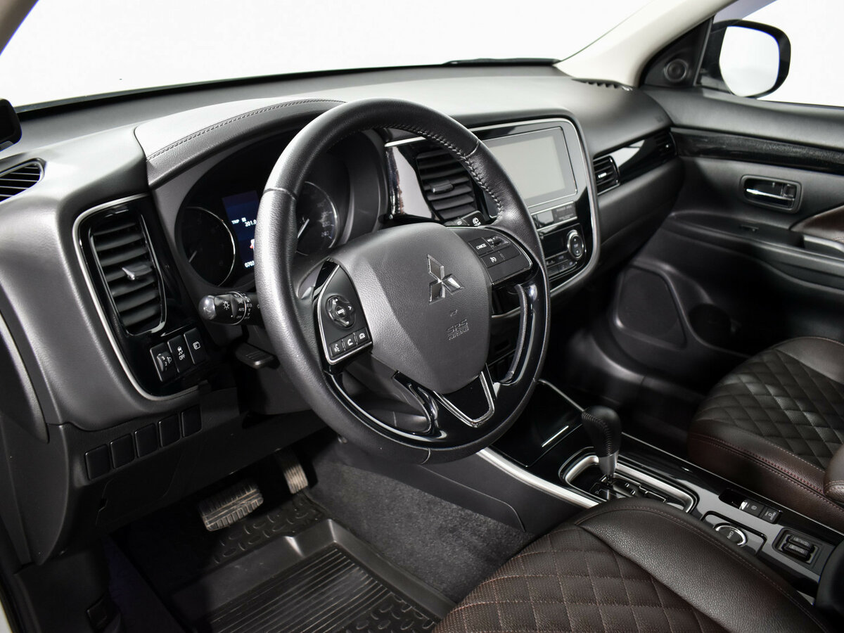 Mitsubishi Outlander б/у, 2019, Вариатор. Фото: #6