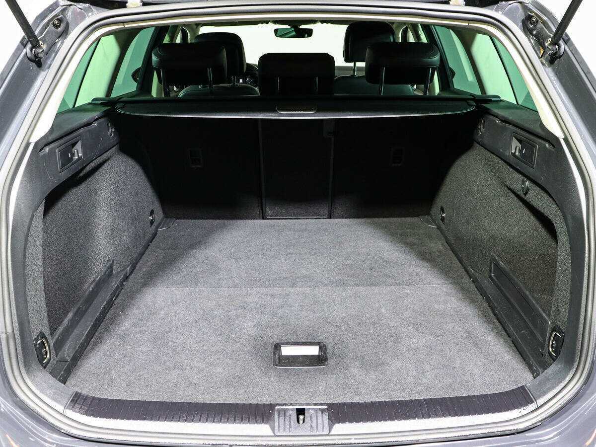 Volkswagen Passat б/у, 2017, Роботизированная. Фото: #14