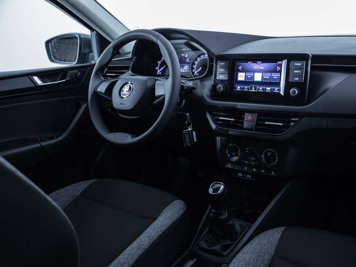 Skoda Rapid б/у, 2021, Механическая. Фото: #8