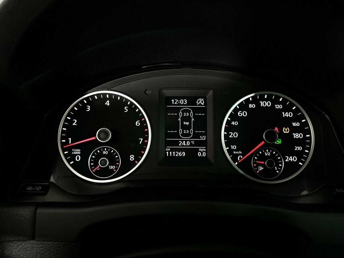 Volkswagen Tiguan б/у, 2016, Роботизированная. Фото: #11