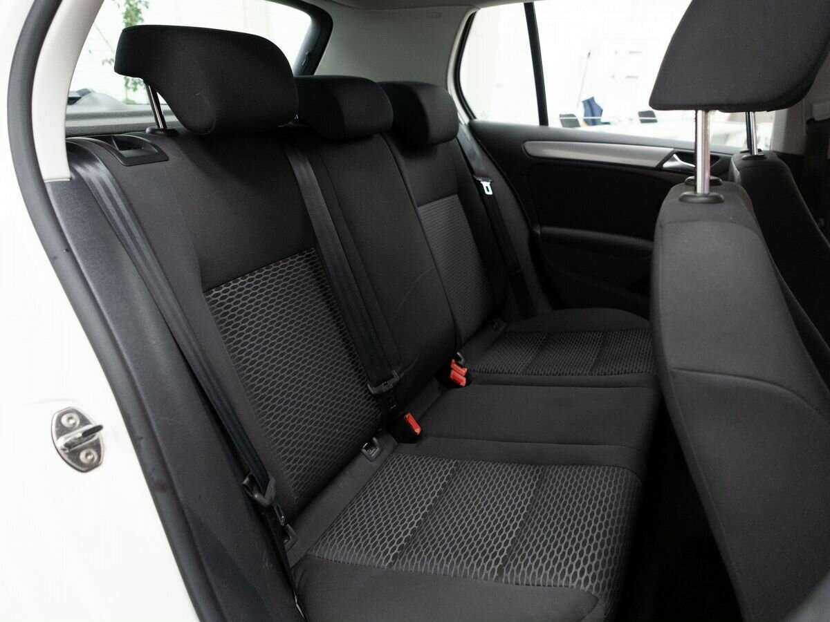 Volkswagen Golf б/у, 2012, Роботизированная. Фото: #8