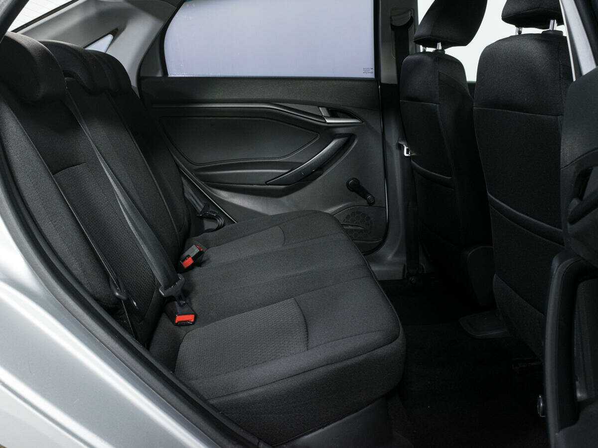 Lada (ВАЗ) Vesta б/у, 2017, Механическая. Фото: #10