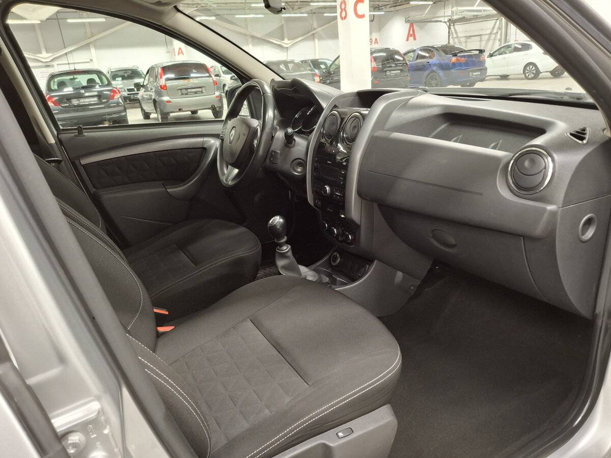 Renault Duster б/у, 2018, Механическая. Фото: #10