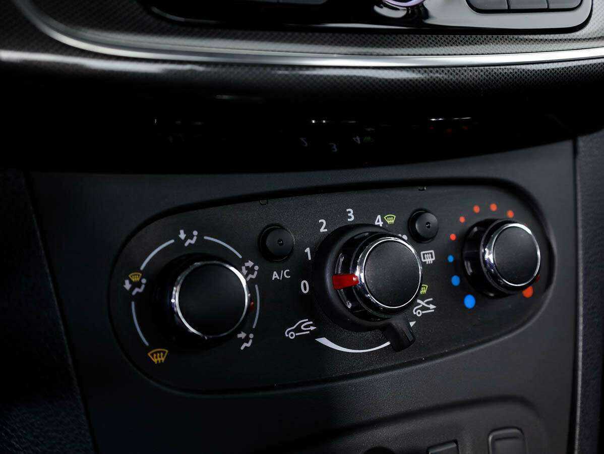 Renault Logan б/у, 2020, Механическая. Фото: #18