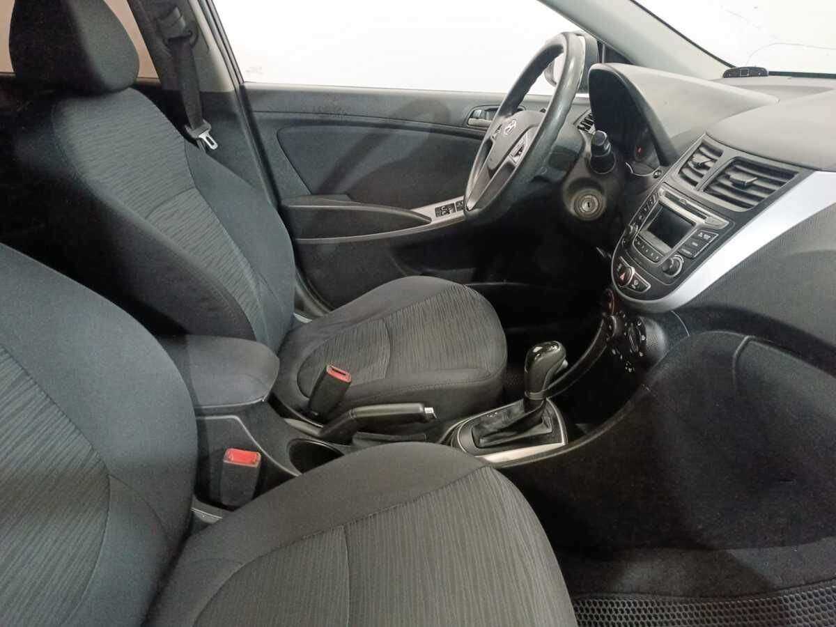 Hyundai Solaris б/у, 2016, Автоматическая. Фото: #9