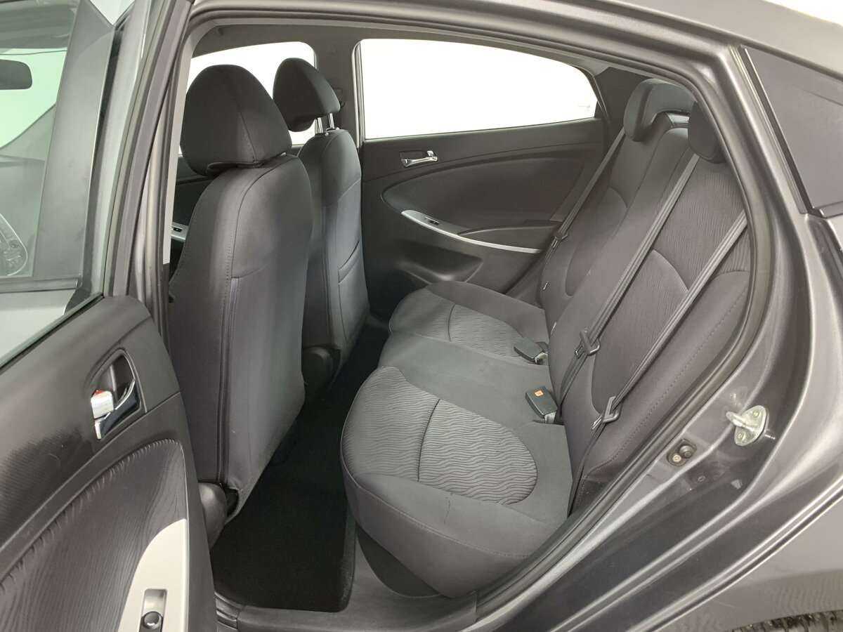 Hyundai Solaris б/у, 2013, Автоматическая. Фото: #9